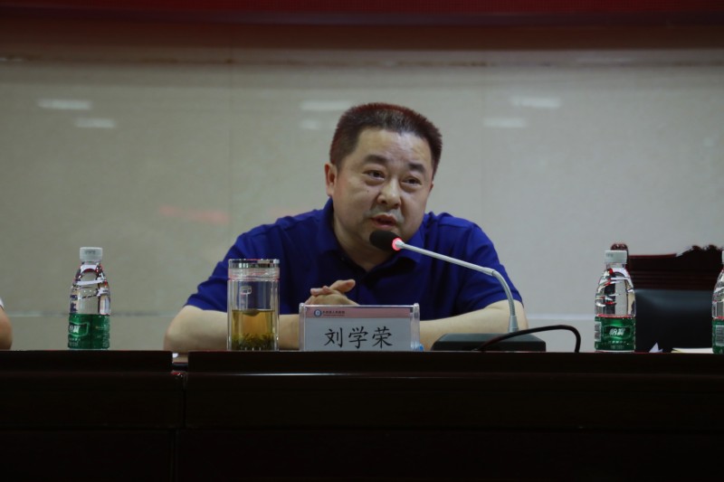 平洲医疗集团党委书记,平昌县人民医院院长刘学荣强调,抓实抓细"大